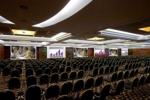 Ramada Naples