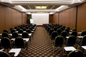 Ramada Naples