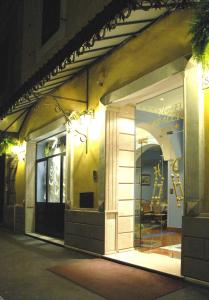 Hotel Caracciolo