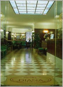 Comfort Hotel Diana
