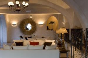 Therasia Resort Sea and SPA