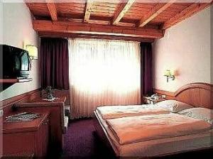Hotel Chrys