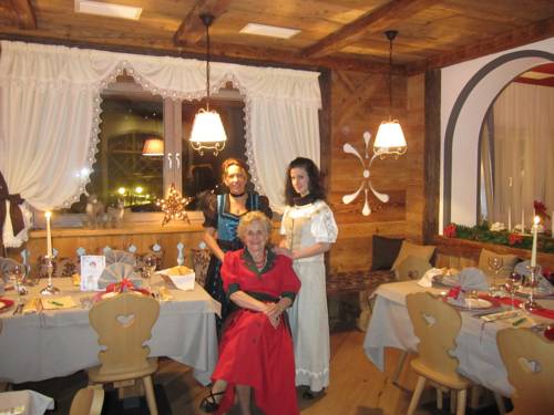 Hotel Azola