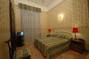 Hotel Sweet Home
