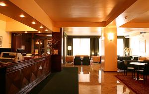 Mokinba Hotels Cristallo