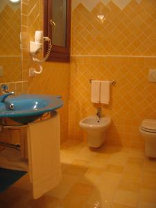 Hotel Monti Di Mola