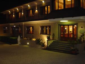 Ranch Palace Hotel