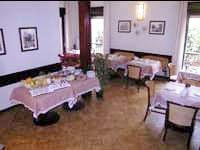 Hotel Garn?? Villa Maria