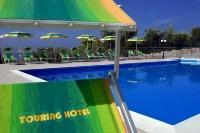 Touring Hotel