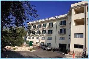 Touring Hotel