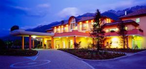Garden Park Hotel