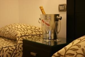 Yes Hotel