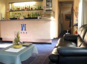 Hotel Adriano
