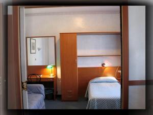 Hotel Adriano