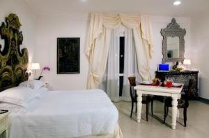 Arcom Palace