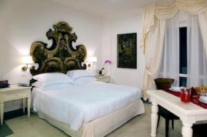 Arcom Palace