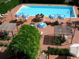 Villa Curina Resort