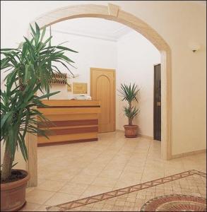 Hotel Embassy