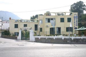 Hotel Antares on the Beach