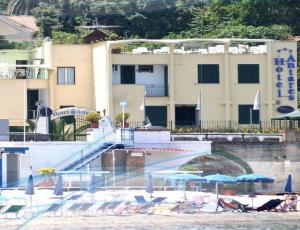 Hotel Antares on the Beach