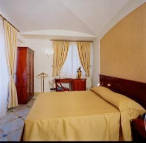 Ypsigro Palace Hotel