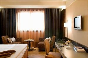 Starhotels Grand Milan