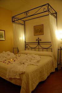 Hotel Scilla E Locanda Della Taverna Etrusca