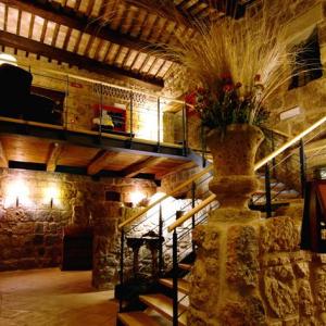 Sovana Hotel & Resort