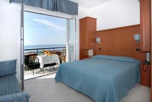 Hotel Noris