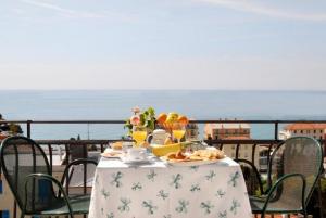 Hotel Noris