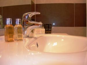 Crosti Hotel & Residence