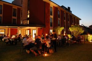 Red's Redaelli Hotel