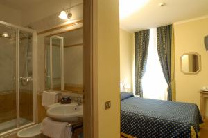 Hotel Condotti