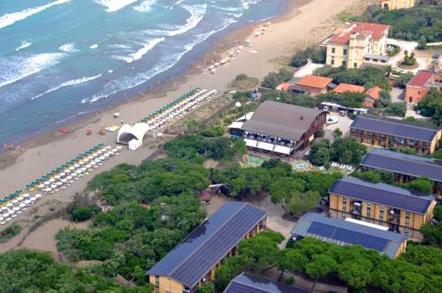 Canado Club