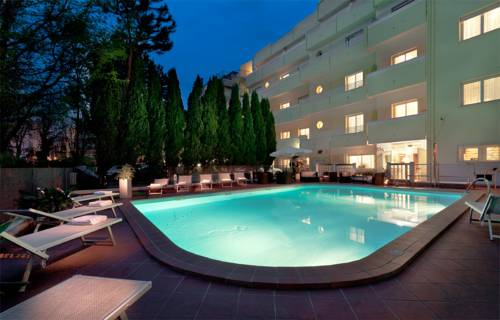 Astoria Suite Hotel