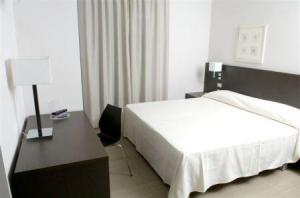 Hotel The One