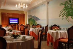 Hotel Prestige