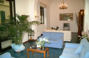 Hotel Bristol
