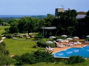 Is Molas Resort