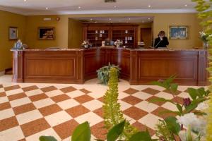 Hotel De La Ville