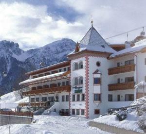 Kronplatz-Resort Berghotel Zirm