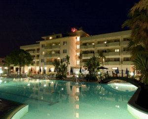 Hotel Village Paradise