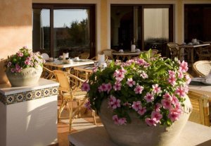 Lantana Resort Hotel&Apartments