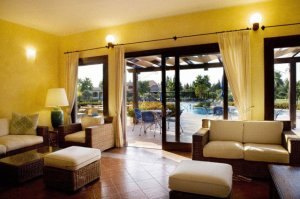 Lantana Resort Hotel&Apartments