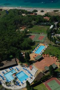 Calaserena Village