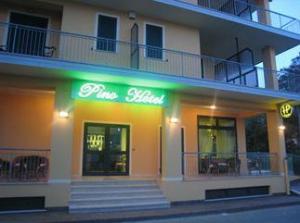 Pino Hotel