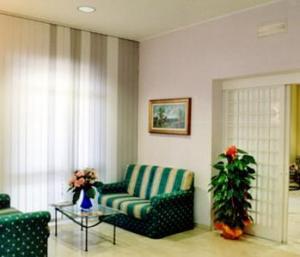 Hotel Elena
