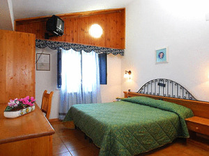 Hotel Iris