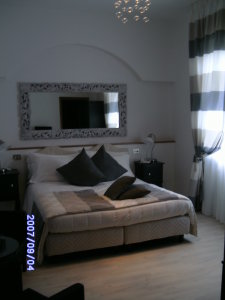 Hotel Mini Palace - Small & Charming