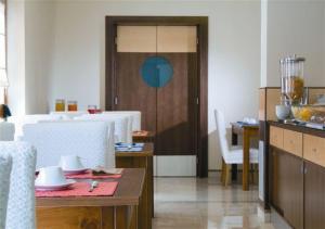 Best Western Suites & Residence Hotel
